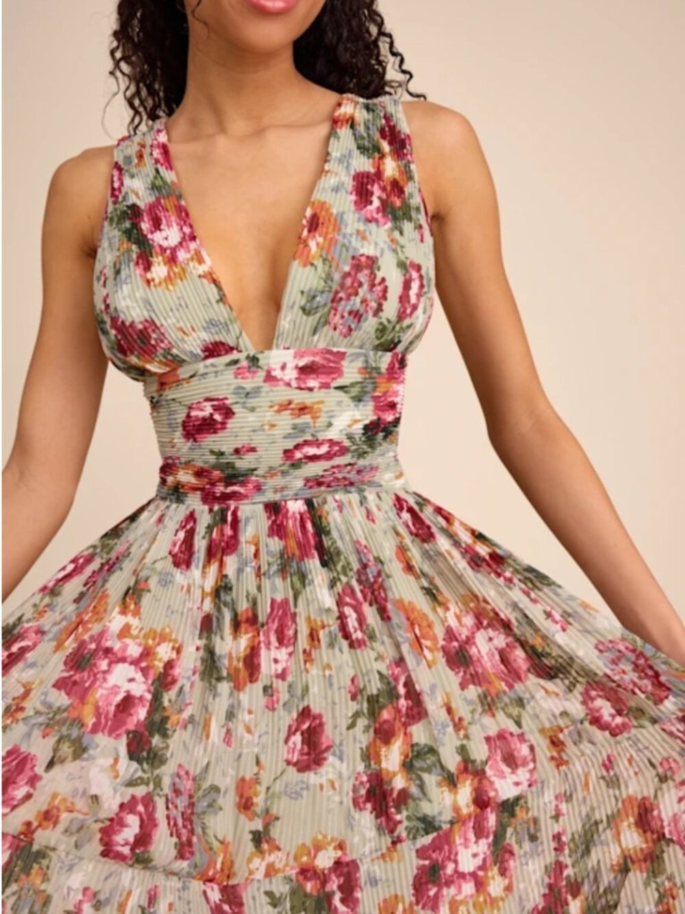 Lulus Leora Sage Floral Pleated Tiered Maxi Dress Green - Size M - Picture 2 of 4